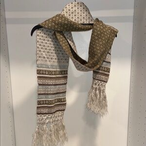 Tan and Cream Double-Sided Knit Scarf